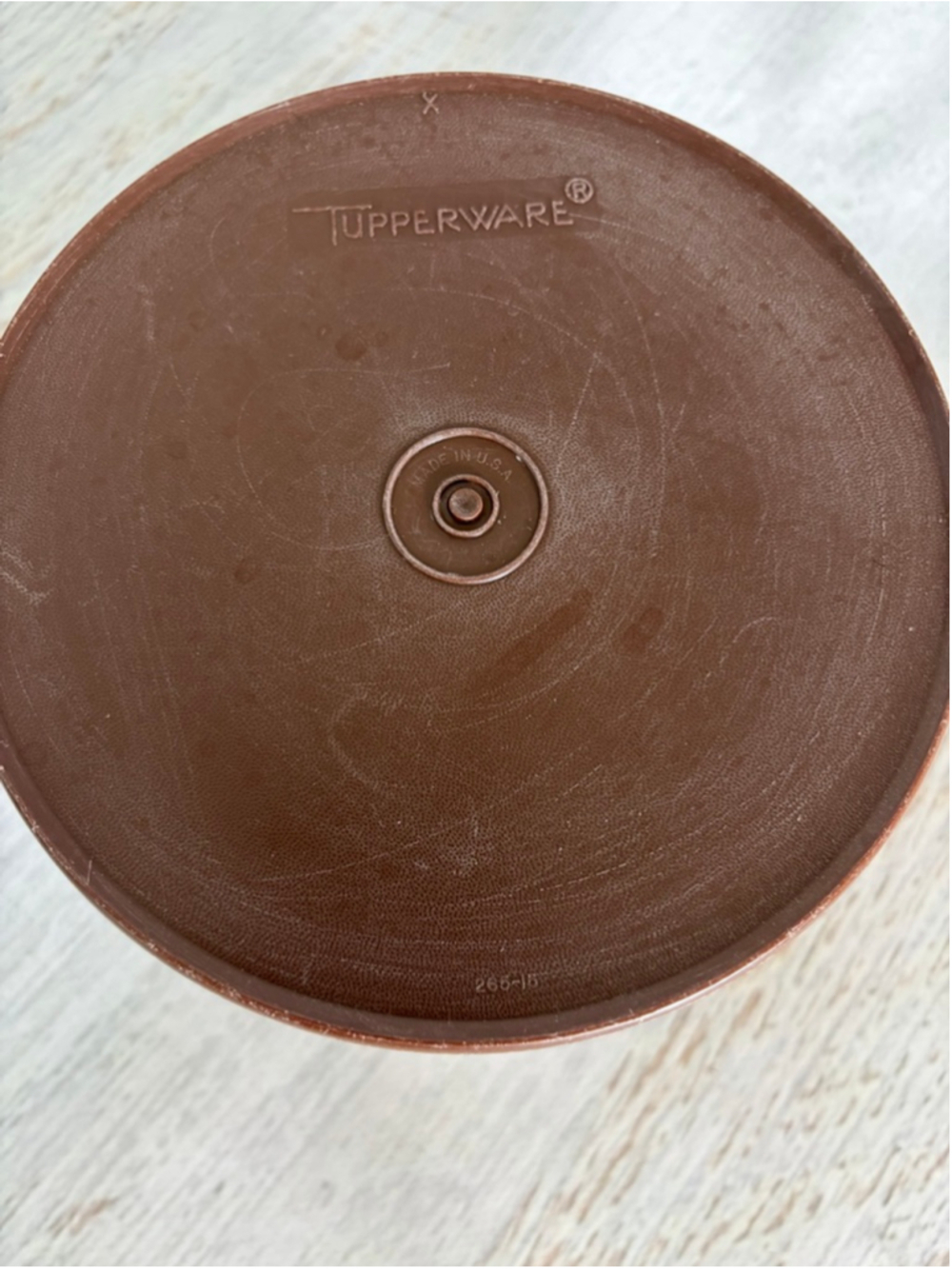Tupperware Brown & Beige Food Storage Container One Size - Picture 4 of 4